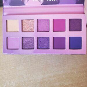 Violet Voss - Sweet Violet eyeshadow palette